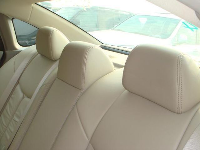 2003 Nissan Teana
