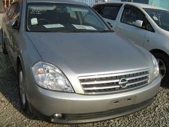 2003 Nissan Teana