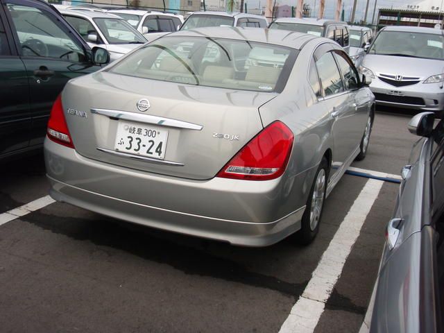 2003 Nissan Teana