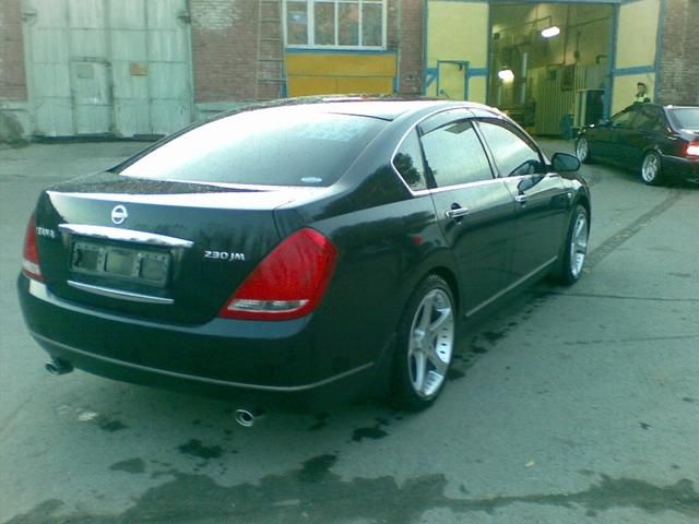 2003 Nissan Teana