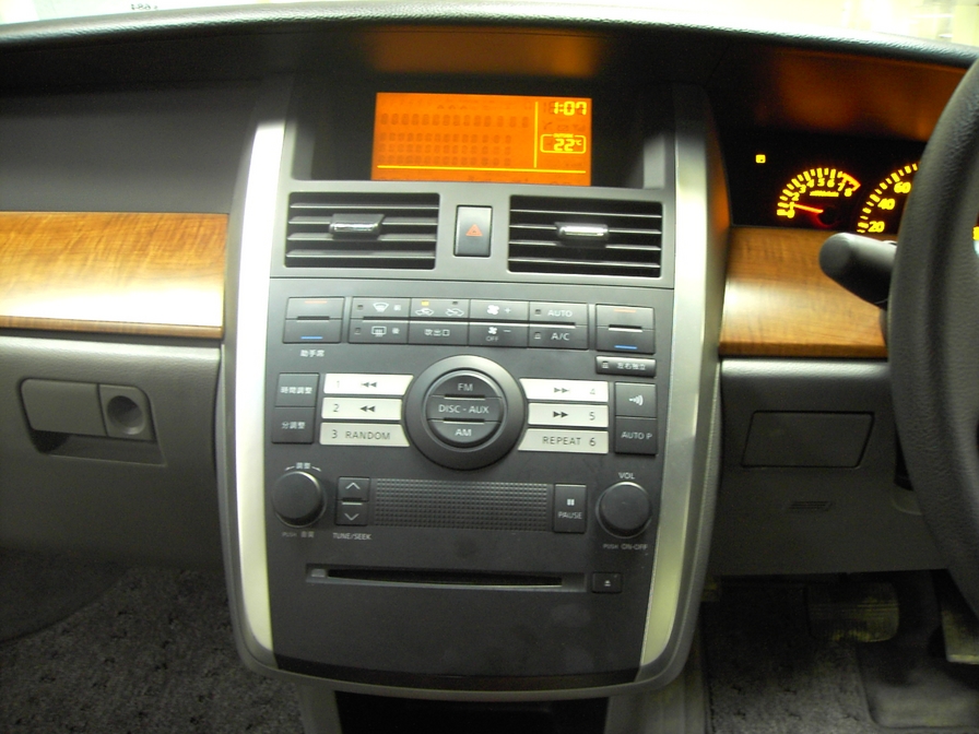 2003 Nissan Teana Images