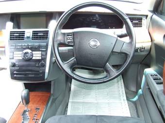 2003 Nissan Teana Pictures