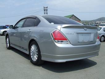 2003 Nissan Teana Wallpapers