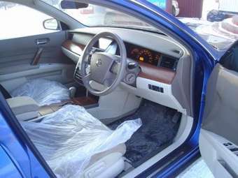 2003 Nissan Teana Photos