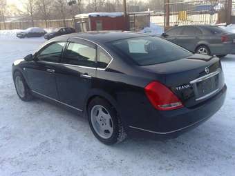 2003 Nissan Teana Pictures