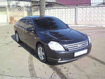 2003 Nissan Teana Photos