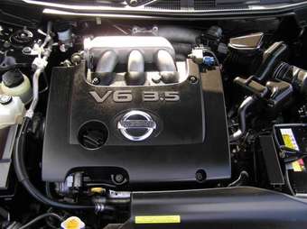 2003 Nissan Teana Pictures