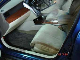 2003 Nissan Teana Pictures