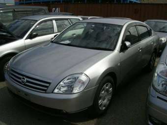 2003 Nissan Teana Photos