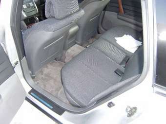 2003 Nissan Teana Photos