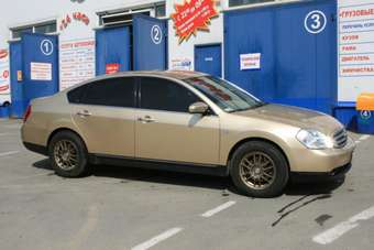 2003 Nissan Teana Pics
