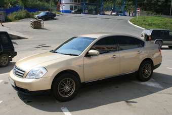 2003 Nissan Teana Pictures
