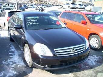 2003 Nissan Teana Pictures