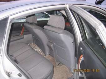 2003 Nissan Teana Pictures