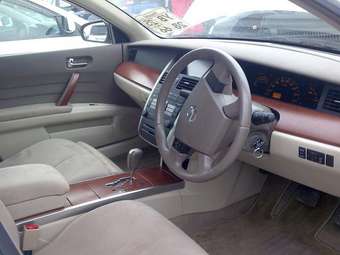 2003 Nissan Teana Pictures