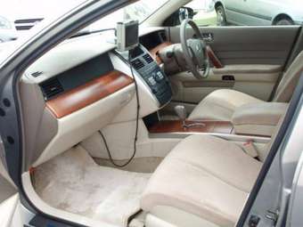 2003 Nissan Teana Pictures