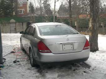 2003 Nissan Teana Pictures