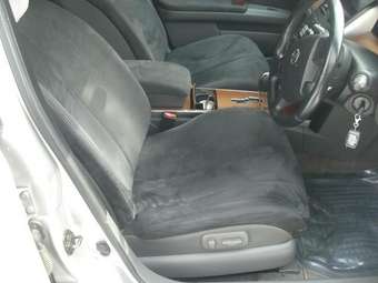 2003 Nissan Teana Pics
