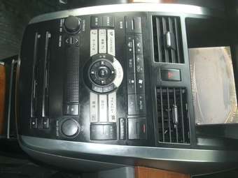 2003 Nissan Teana Pictures