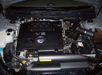 2003 Nissan Teana Photos