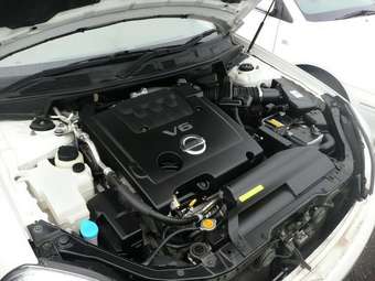 2003 Nissan Teana Pictures