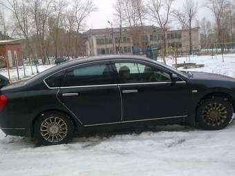 2003 Nissan Teana Photos