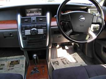 2003 Nissan Teana Photos
