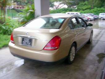 2003 Nissan Teana Pictures