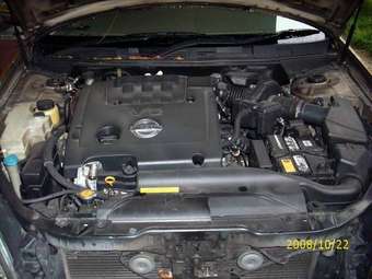 2003 Nissan Teana Photos
