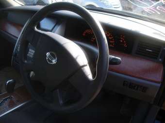2003 Nissan Teana Pics
