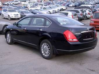 2003 Nissan Teana Pictures