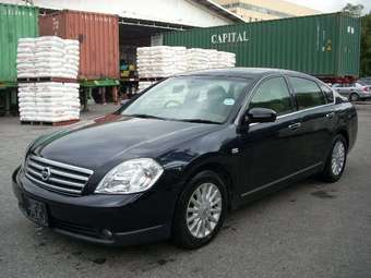 2003 Nissan Teana Pictures