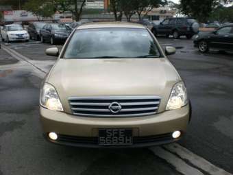 2003 Nissan Teana Pics