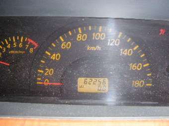 2003 Nissan Teana Photos