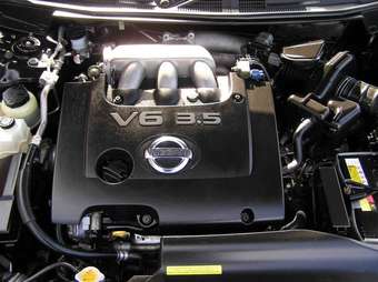 2003 Nissan Teana Pictures