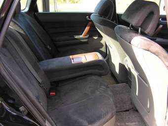 2003 Nissan Teana Pictures