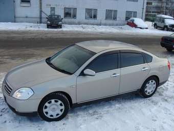 2003 Nissan Teana Pictures