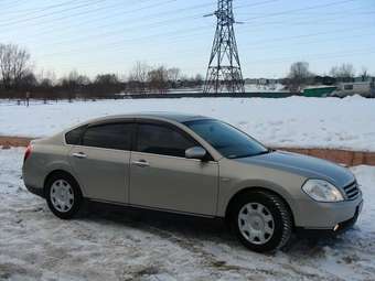 2003 Nissan Teana Photos