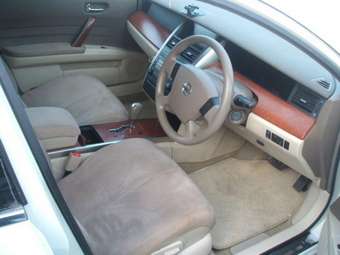 2003 Nissan Teana Photos