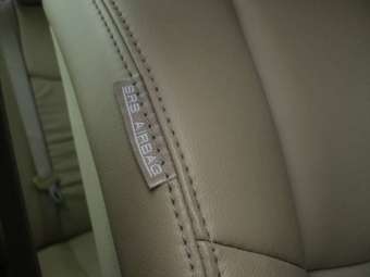 2003 Nissan Teana Photos