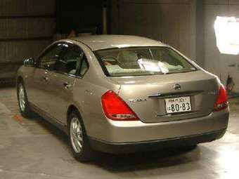 2003 Nissan Teana Pics