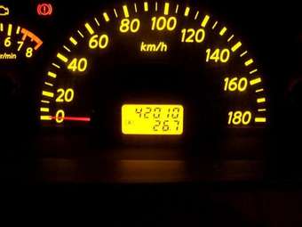 2003 Nissan Teana Pictures