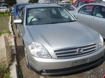 2003 Nissan Teana Pics