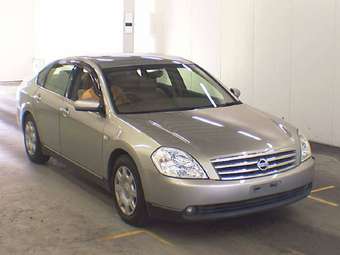 2003 Nissan Teana Photos