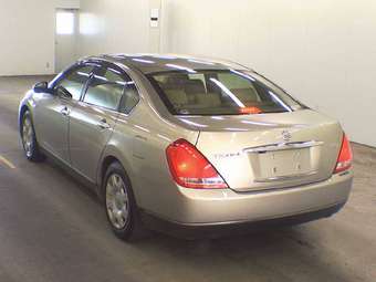 2003 Nissan Teana Photos