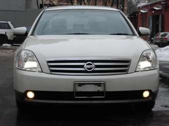 2003 Nissan Teana Pics