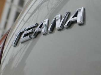 2003 Nissan Teana Images