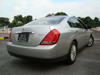 2003 Nissan Teana Pics