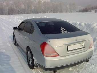 2003 Nissan Teana Photos