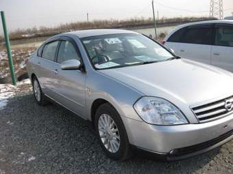 2003 Nissan Teana Pictures